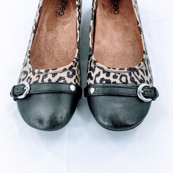 Abeo BIO Flats Womens Tan Metallic Leopard Print Cap Toe Buckle Ballet Shoe 9N - Picture 4 of 12